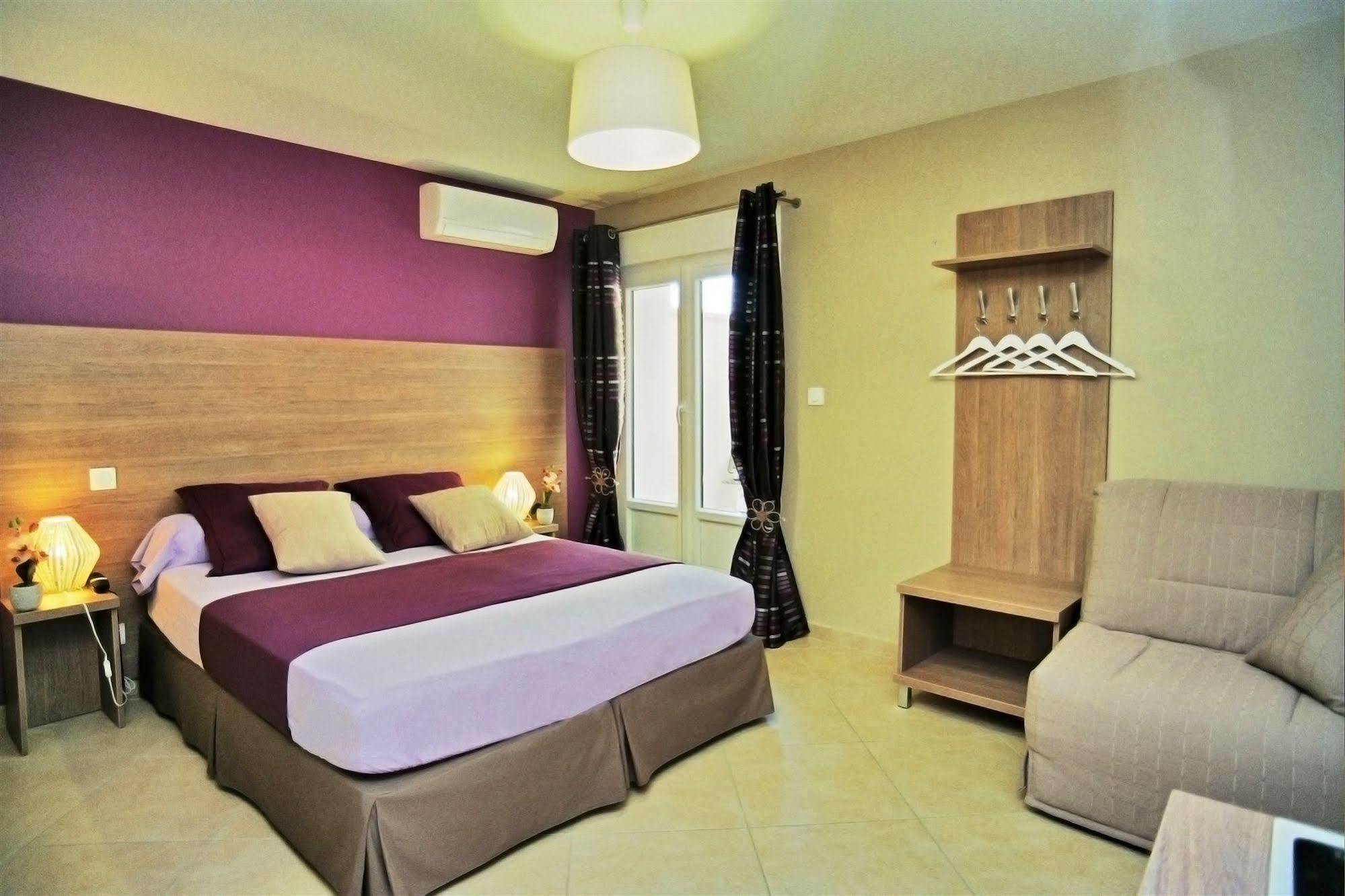 Hotel L'Anvia โบลแลน ภายนอก รูปภาพ